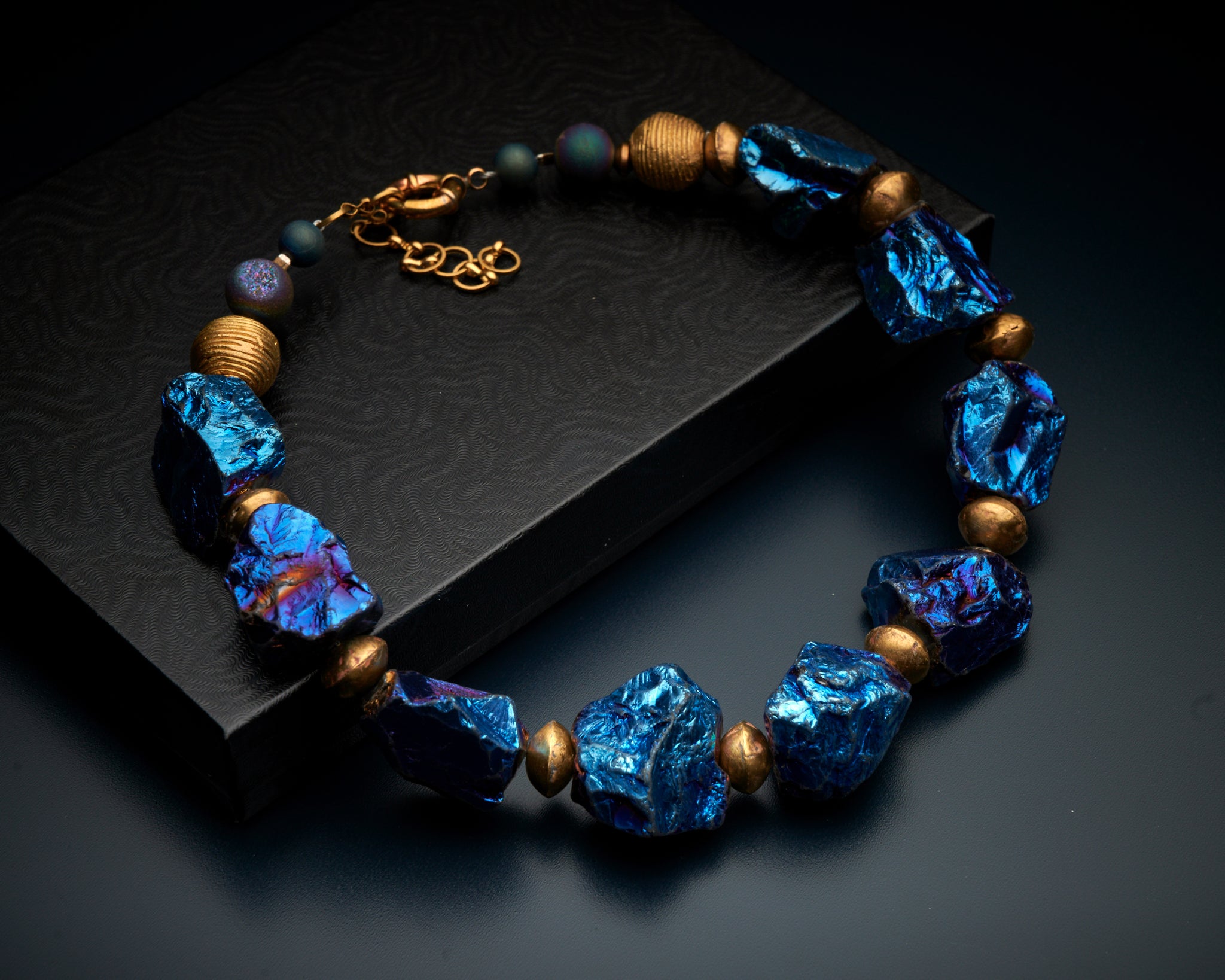 Rough Electric Blue Agate Necklace