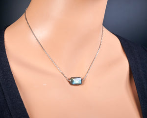 Flashing Labradorite pendant